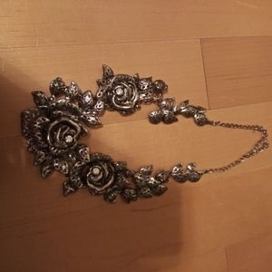 Fashion necklace